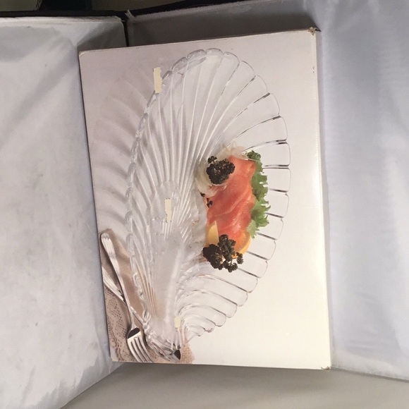 Mikasa VINTAGE WATER GLASS LOBSTER PLATTER - Picture 5 of 5